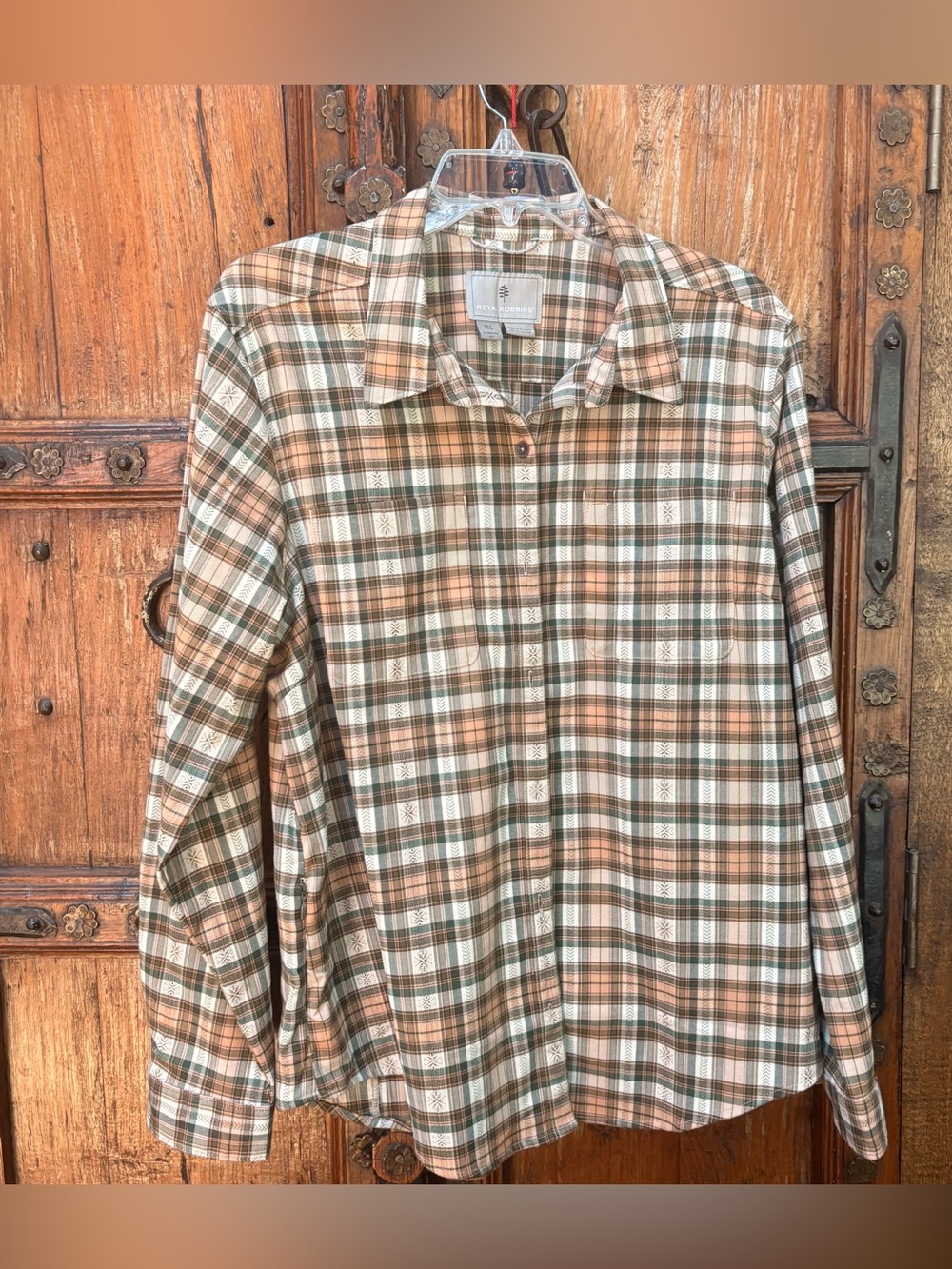 Royal Robbins Women’s Plaid Performance Hiking Travel Shirt
XL Like New